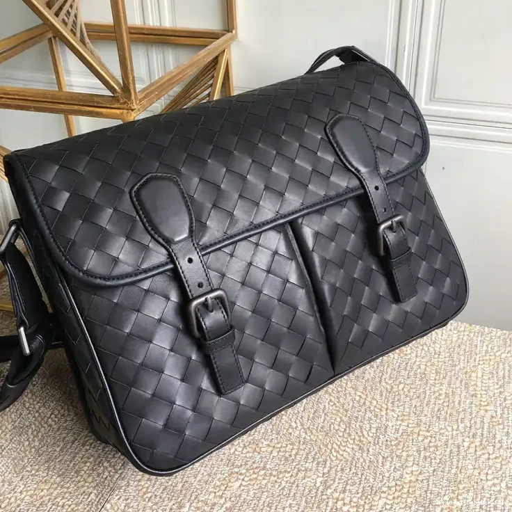 Official Brother Sam Bag 2112SF0073 Veneta Bottega 0705